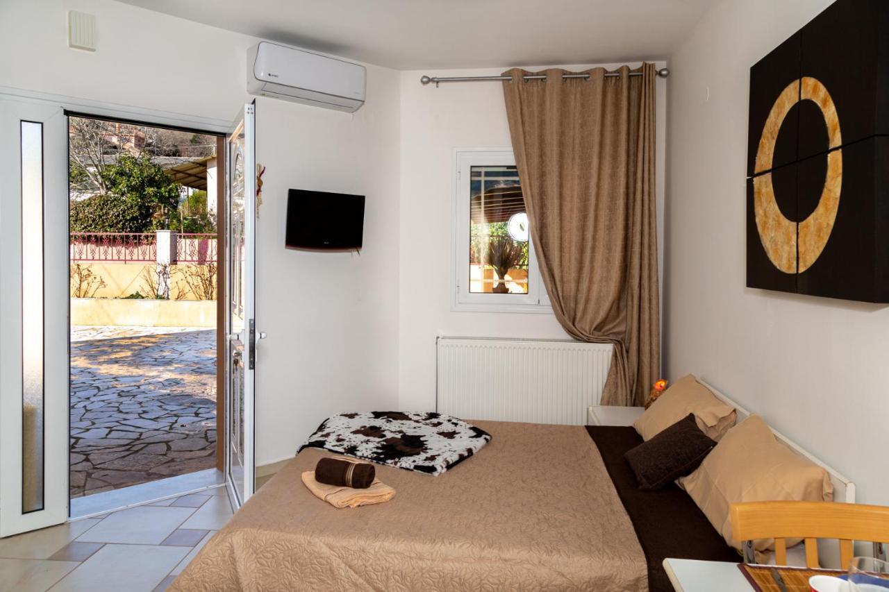 Martha'S Studios Kefalonia Valsamata Exterior photo